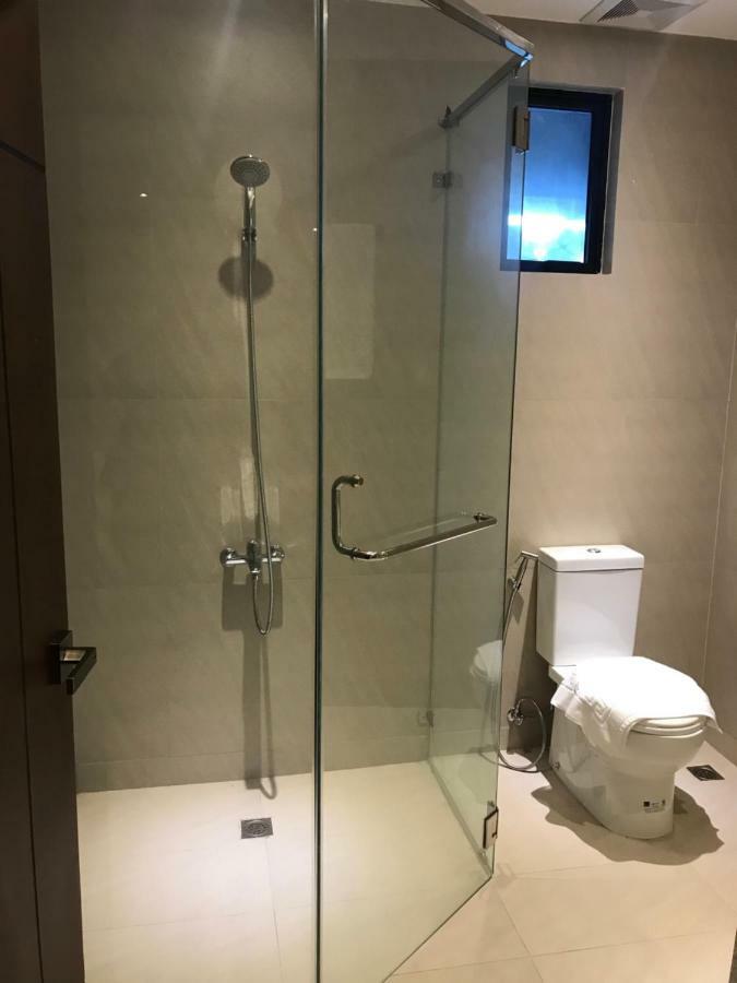 Maxx Hotel Ortigas Pasig City ภายนอก รูปภาพ